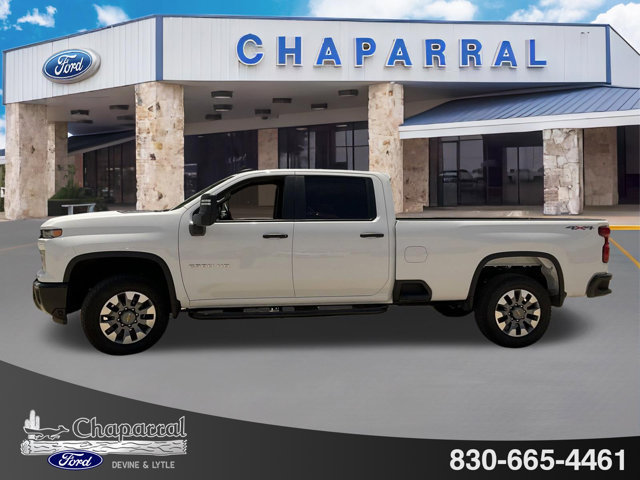 Used 2025 Chevrolet Silverado 2500 Custom w/ Custom Value Package AWD/4WD image 3