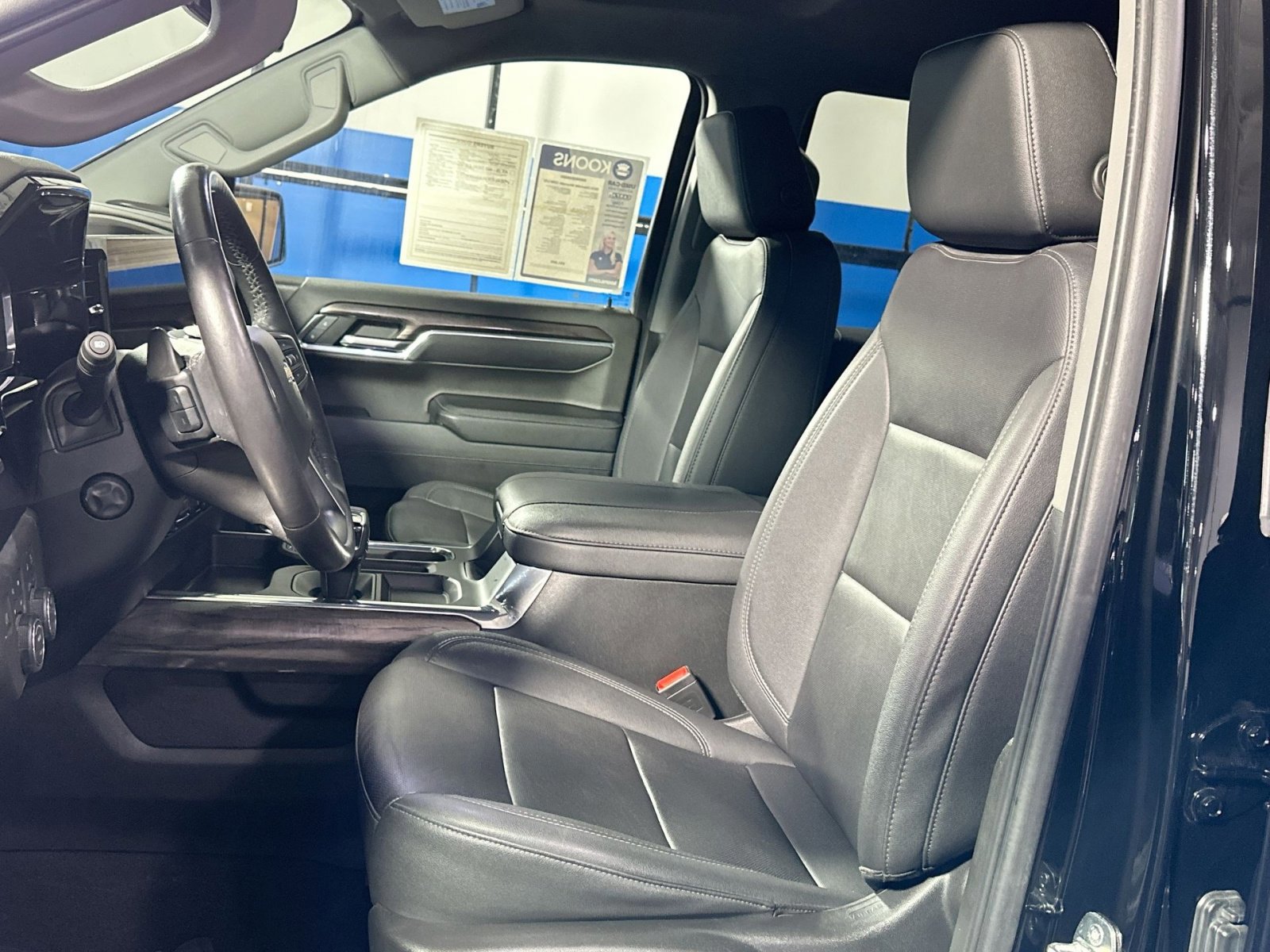 Used 2023 Chevrolet Silverado 1500 LTZ image 12