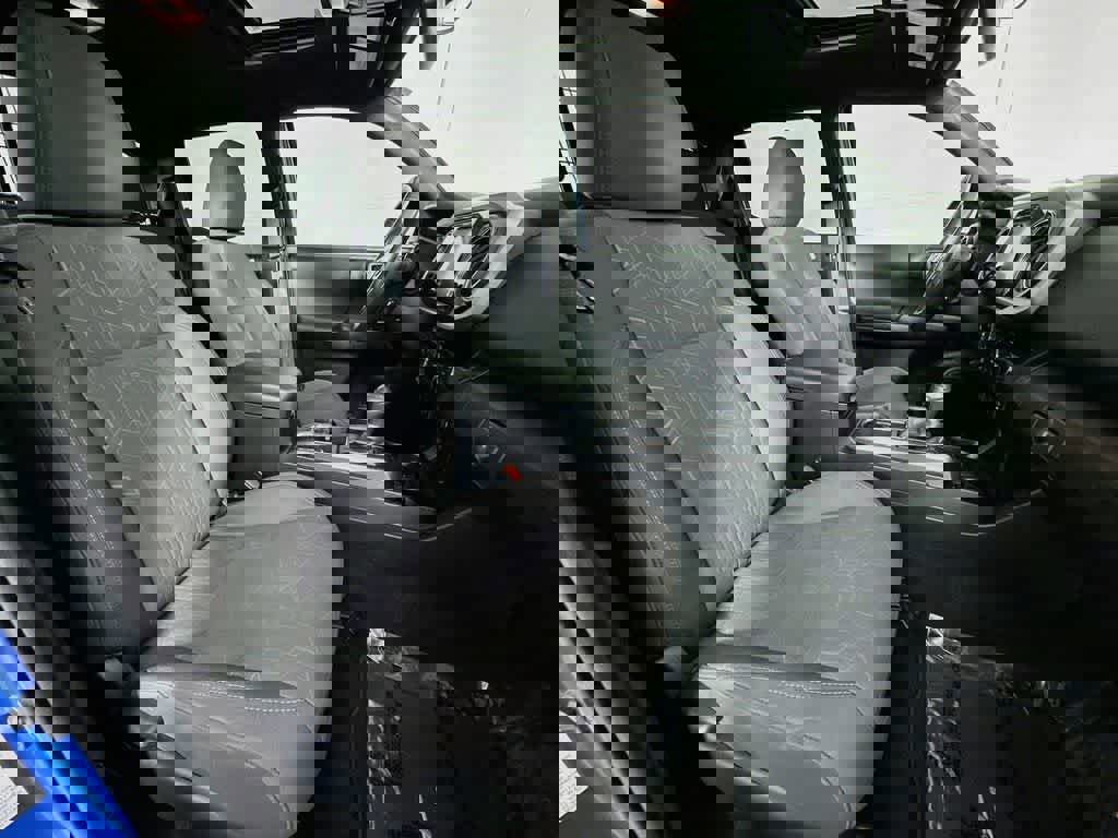 Used 2017 Toyota Tacoma 4x4 Double Cab image 17