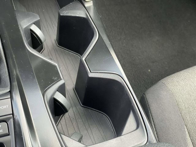 Used 2025 Toyota Camry LE image 27