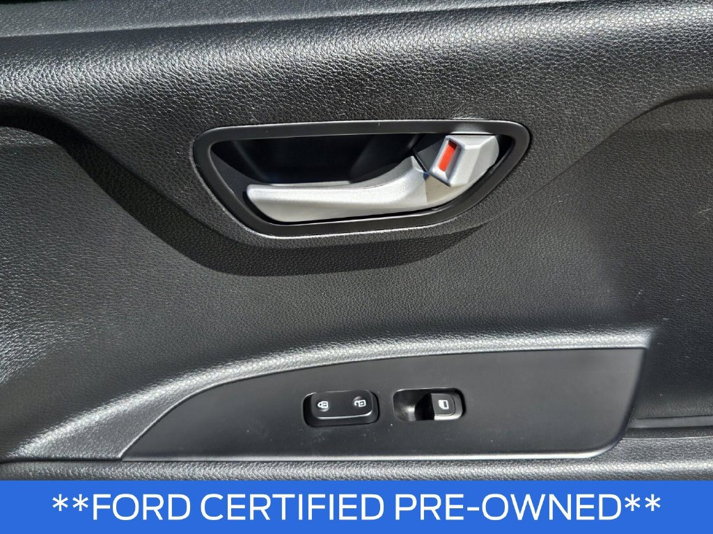 Used 2023 Kia Rio S FWD image 12