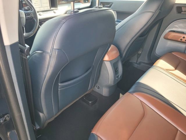 Certified 2022 Ford Maverick Lariat w/ Equipment Group 500A Standard image 12