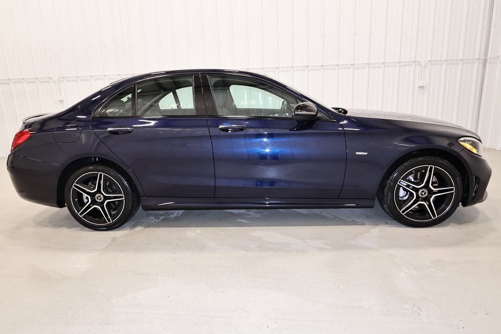 Used 2021 Mercedes-Benz C 300 4MATIC Sedan image 2