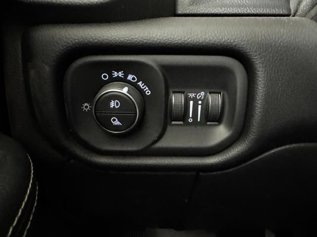 Used 2022 RAM 3500 Laramie AWD/4WD image 19
