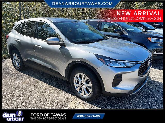 Certified 2023 Ford Escape Active w/ Tech Pack #2 AWD/4WD image 2