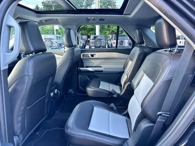 Certified 2023 Ford Explorer XLT w/ Equipment Group 202A AWD/4WD image 41