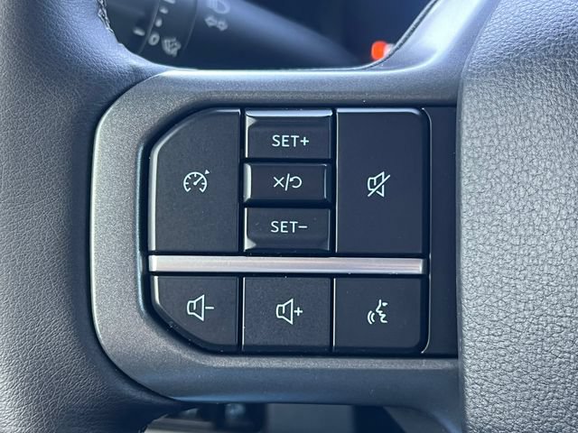 Certified 2025 Ford F350 Lariat w/ Black Appearance Package AWD/4WD image 22