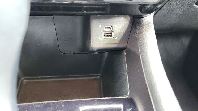 Used 2024 Jeep Compass Latitude AWD/4WD image 16