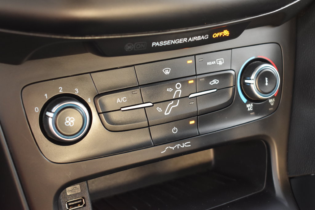 Certified 2018 Ford Focus ST FWD image 20