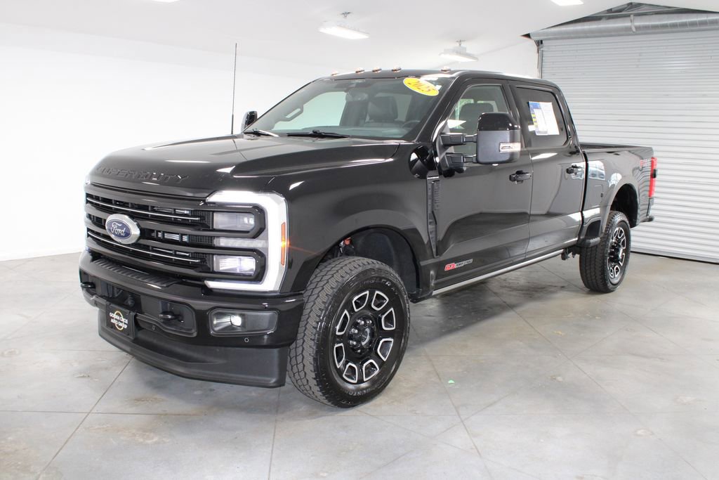 Certified 2025 Ford F350 Platinum image 1
