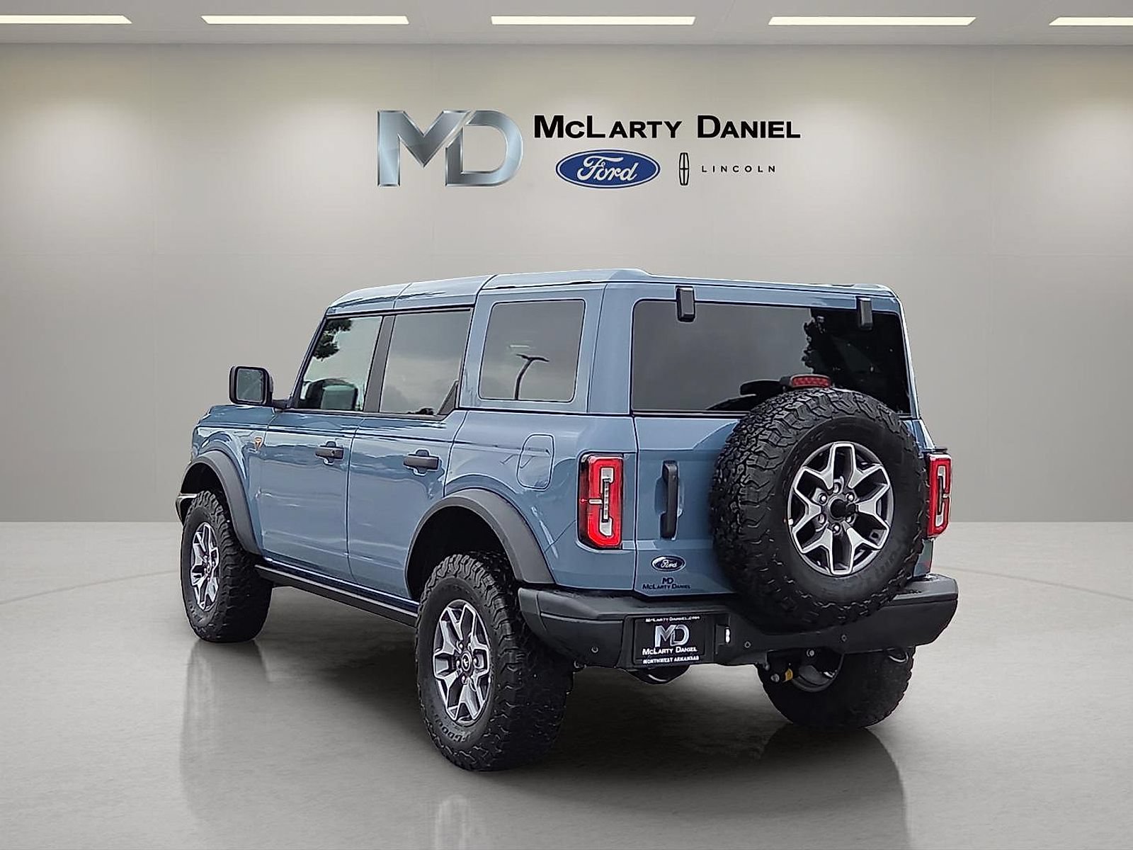 Certified 2025 Ford Bronco Badlands AWD/4WD image 4