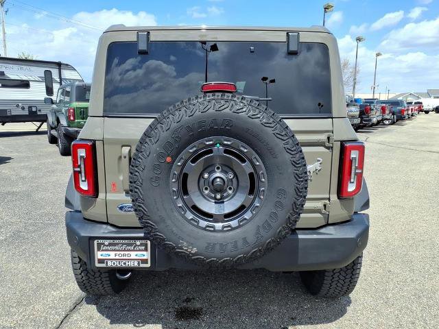 Certified 2025 Ford Bronco Outer Banks w/ Sasquatch Package AWD/4WD image 4