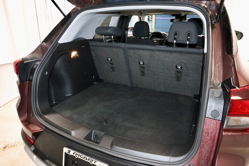 Used 2023 Chevrolet TrailBlazer LT w/ Convenience Package image 17