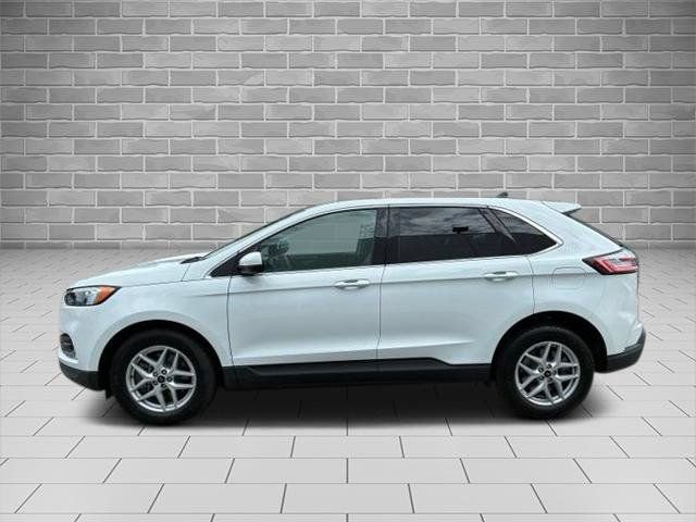 Certified 2024 Ford Edge SEL w/ Convenience Package AWD/4WD image 2