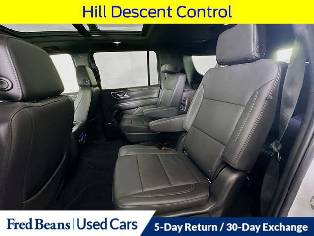 Used 2022 Chevrolet Suburban Z71 image 33