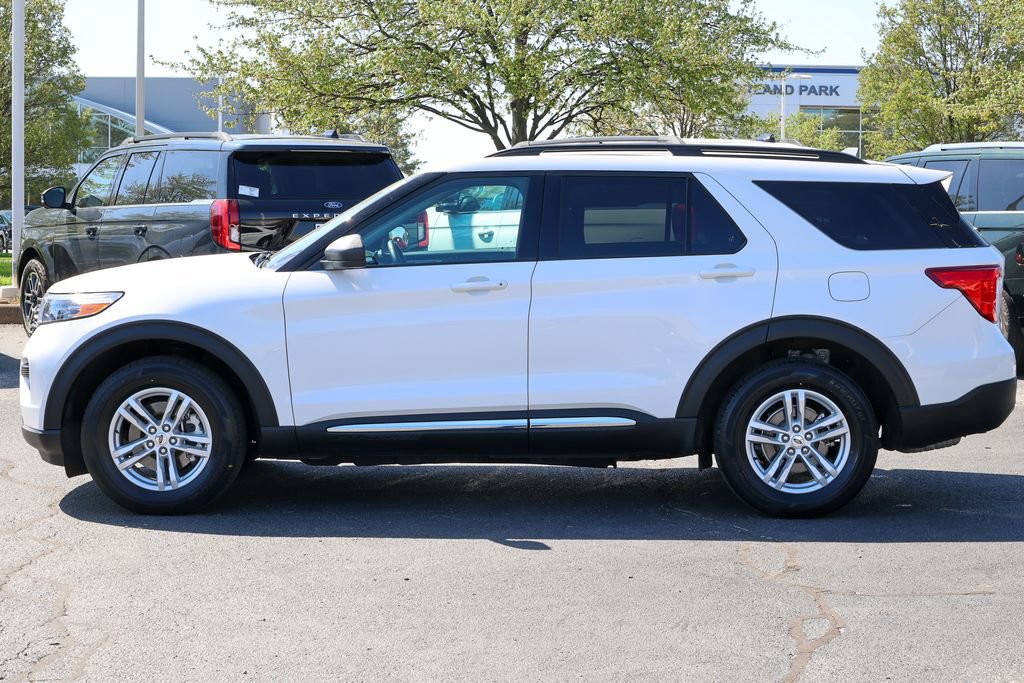 Certified 2023 Ford Explorer XLT w/ Class IV Trailer Tow Package AWD/4WD image 26