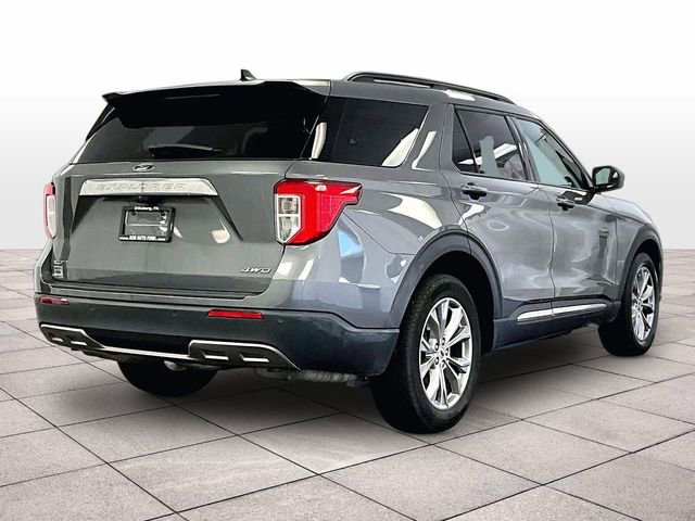Certified 2022 Ford Explorer XLT w/ Equipment Group 202A AWD/4WD image 11