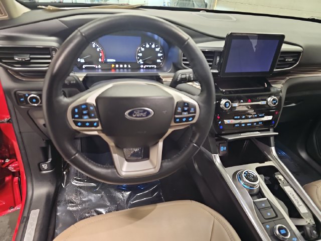 Certified 2023 Ford Explorer Limited w/ Equipment Group 301A AWD/4WD image 16