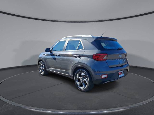 Used 2024 Hyundai Venue SEL FWD image 6