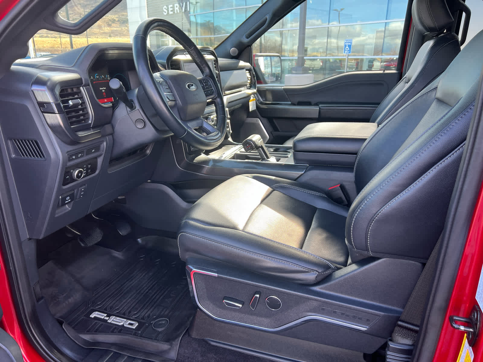 Certified 2023 Ford F150 Lariat w/ Equipment Group 502A High image 27