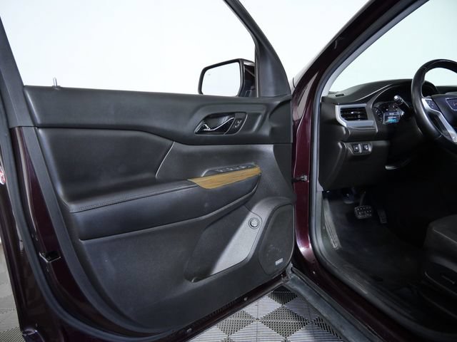 Used 2017 GMC Acadia SLE w/ Driver Alert Package I AWD/4WD image 16