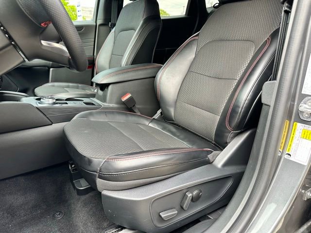 Certified 2024 Ford Escape ST-Line w/ Tech Pack #1 AWD/4WD image 34