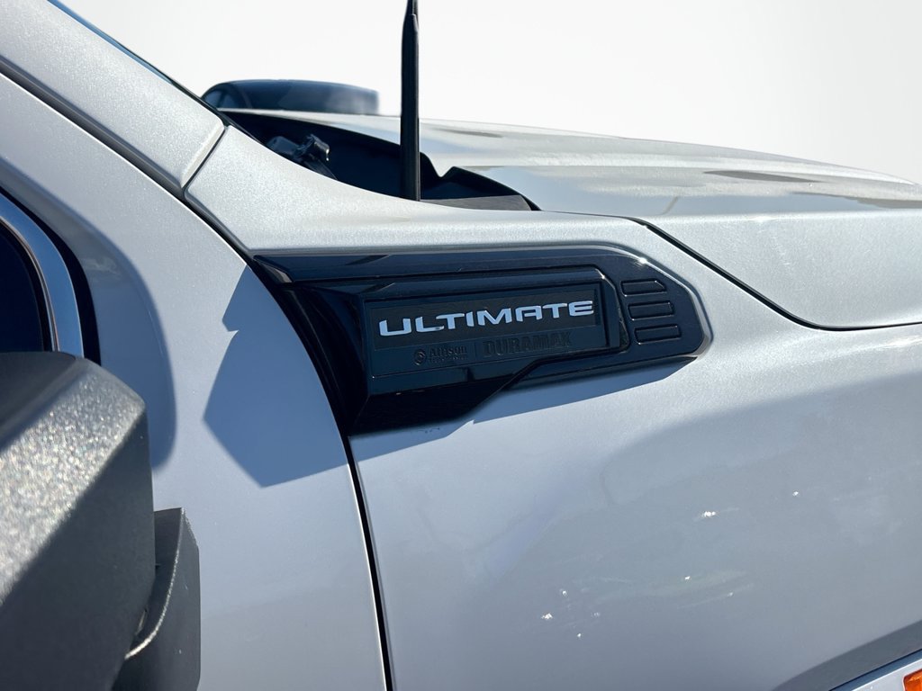 Used 2024 GMC Sierra 2500 Denali Ultimate AWD/4WD image 12