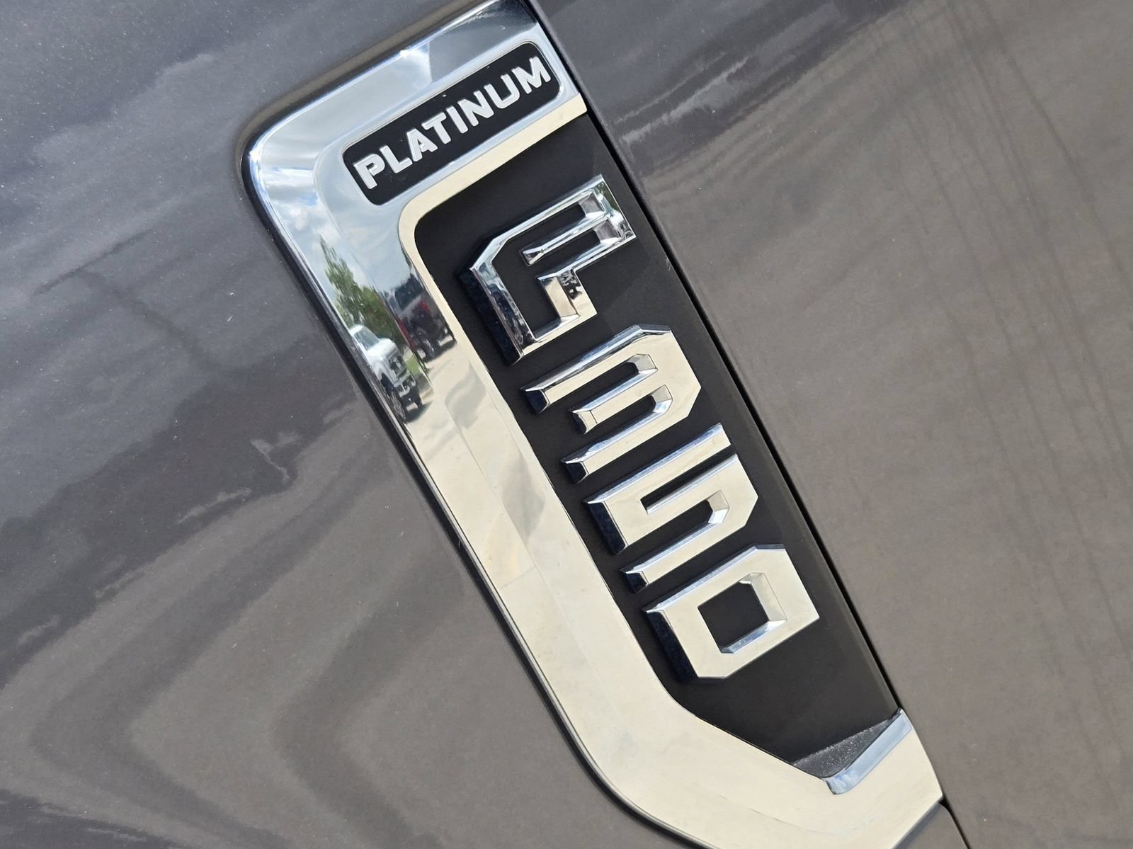 Certified 2022 Ford F350 Platinum AWD/4WD image 11