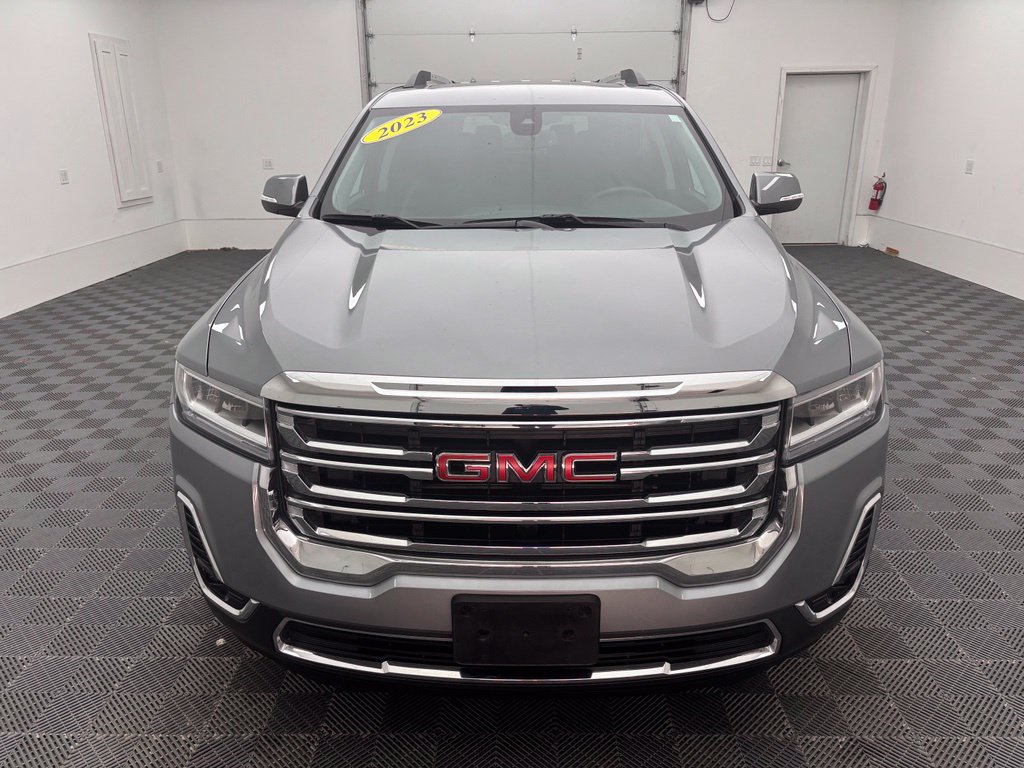 Used 2023 GMC Acadia SLT AWD/4WD image 15