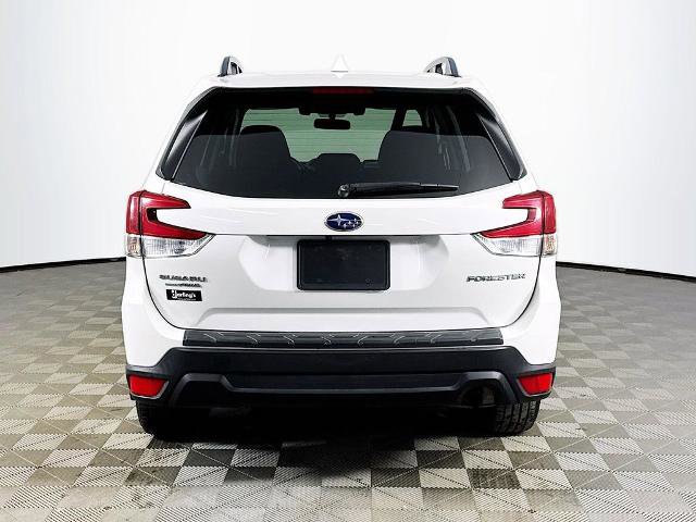 Used 2019 Subaru Forester Premium w/ All-Weather Package AWD/4WD image 6