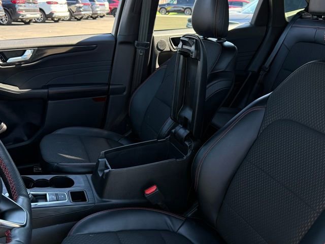 Certified 2023 Ford Escape ST-Line Select w/ Tech Pack #2 AWD/4WD image 29