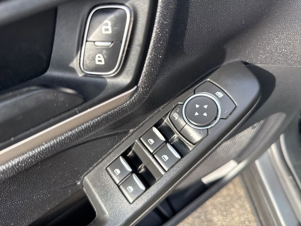 Certified 2022 Ford Escape SE w/ Cold Weather Package image 17