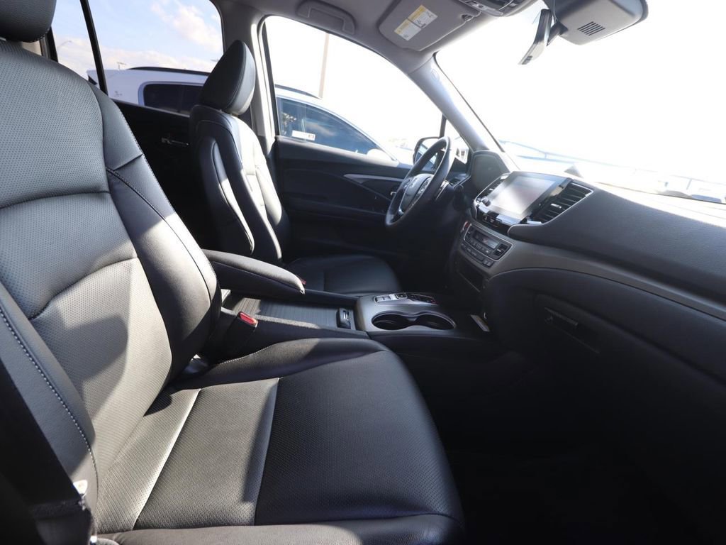 Used 2023 Honda Ridgeline RTL-E image 23