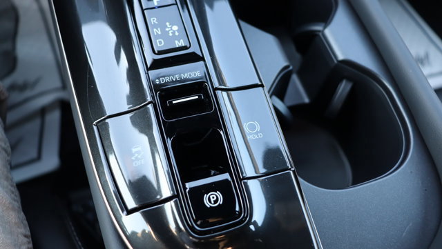 Used 2026 Toyota Crown Platinum image 25