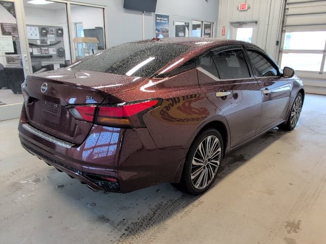 Used 2023 Nissan Altima 2.5 SL AWD/4WD image 5
