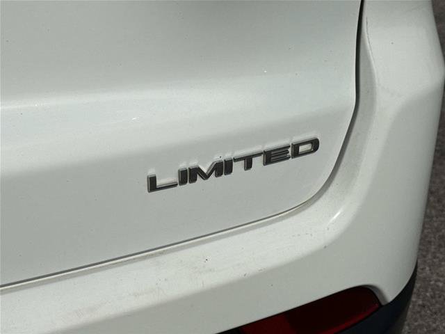 Used 2024 Jeep Compass Limited AWD/4WD image 9