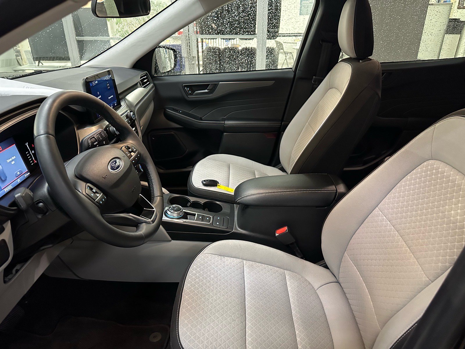 Certified 2024 Ford Escape Active FWD image 16