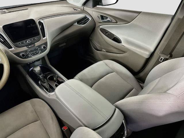 Used 2021 Chevrolet Malibu LT FWD image 11