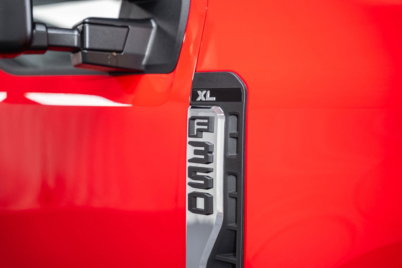 Certified 2024 Ford F350 XL w/ XL Chrome Package image 17