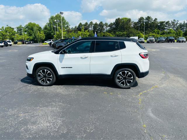 Used 2024 Jeep Compass Limited AWD/4WD image 6