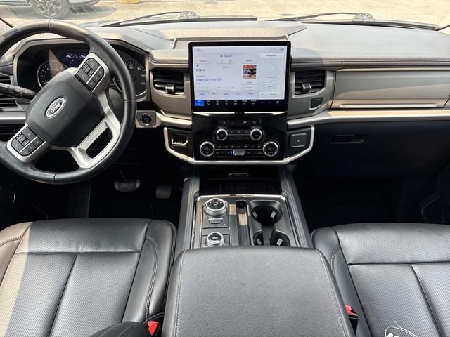 Certified 2024 Ford Expedition XLT AWD/4WD image 16