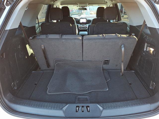 Certified 2022 Ford Explorer XLT image 28