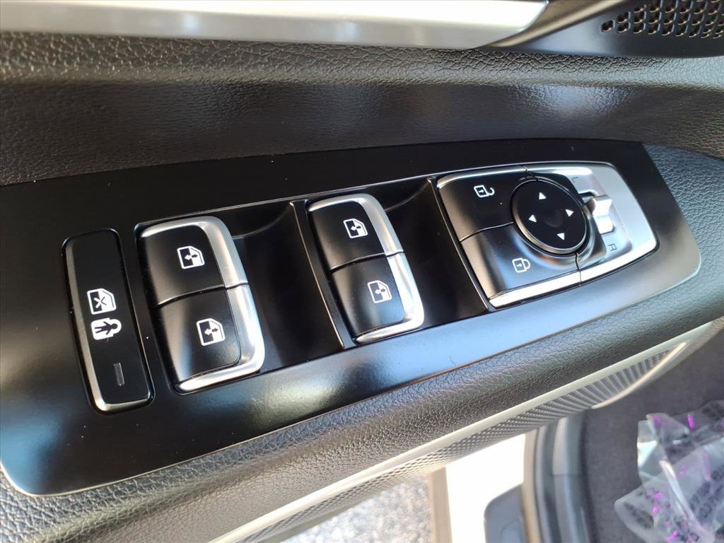 Used 2022 Kia Telluride S image 24