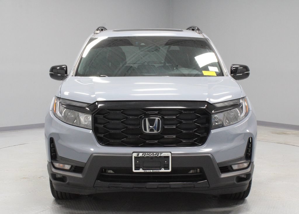 Used 2023 Honda Passport Elite image 6