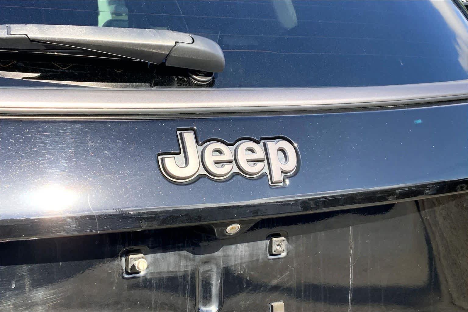 Used 2021 Jeep Compass Trailhawk AWD/4WD image 10