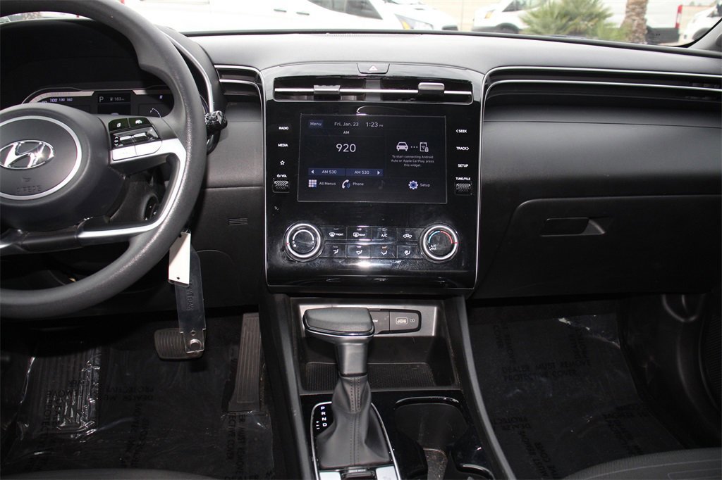 Used 2023 Hyundai Santa Cruz SE w/ Cargo Package image 18