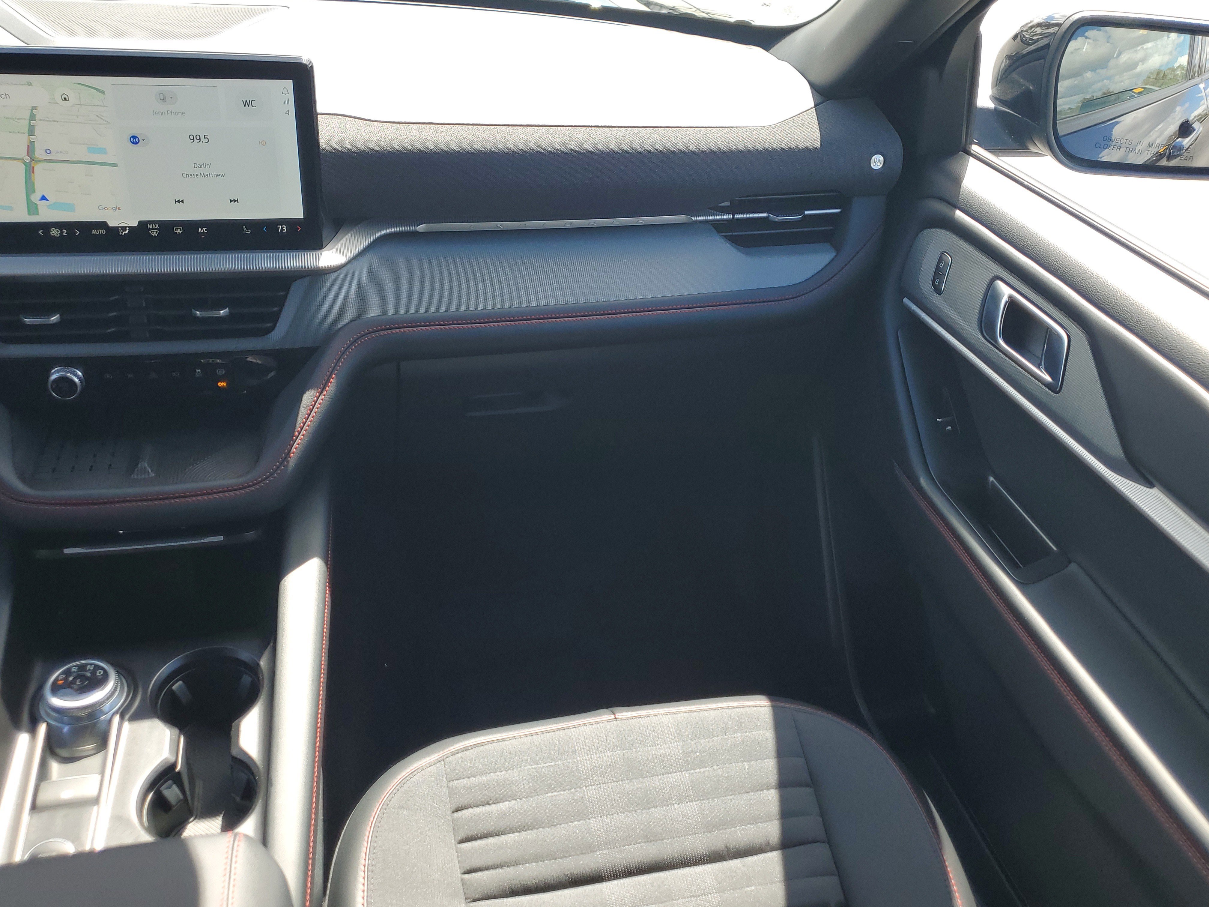 Certified 2025 Ford Explorer ST-Line w/ Premium Package image 17