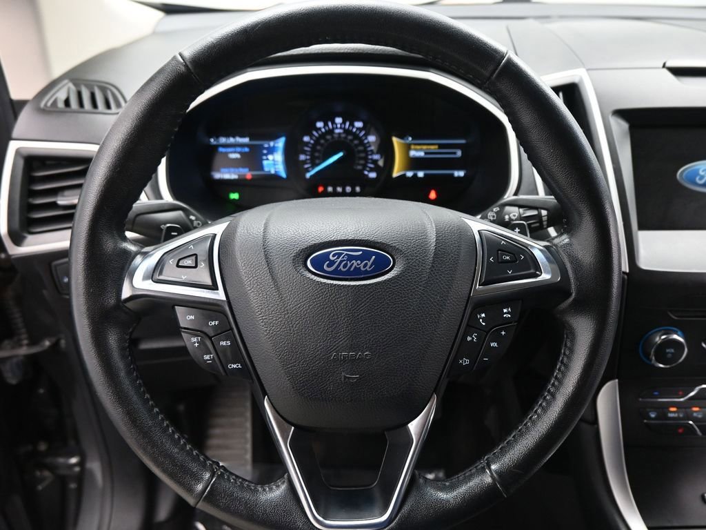 Certified 2017 Ford Edge SEL w/ Equipment Group 201A image 39