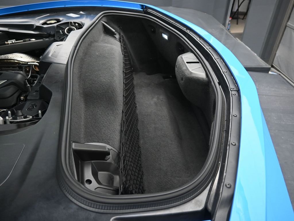 Used 2024 Chevrolet Corvette Stingray Preferred Cpe w/ 2LT image 18