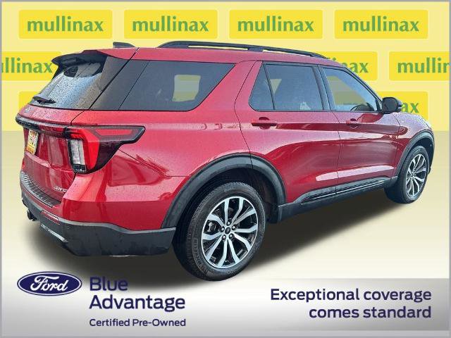 Certified 2025 Ford Explorer ST-Line image 3